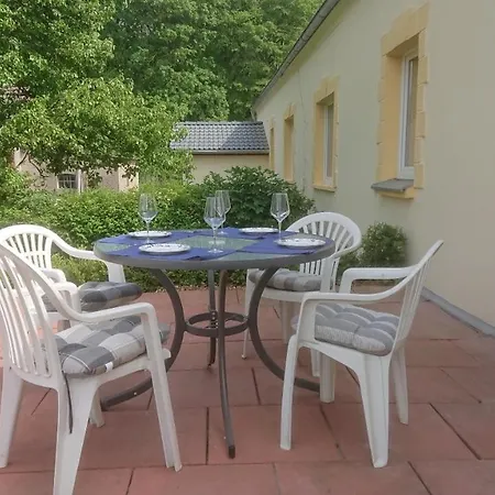 Ferienwohnung Am Gutshaus Pamitz Apartment *